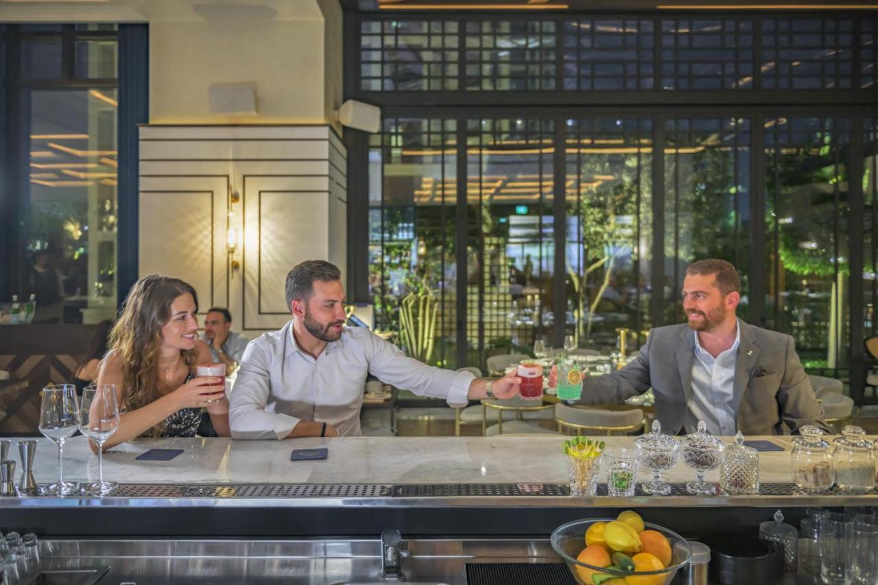 Grand Hyatt Amman Hotel Екстериор снимка The bar at the hotel