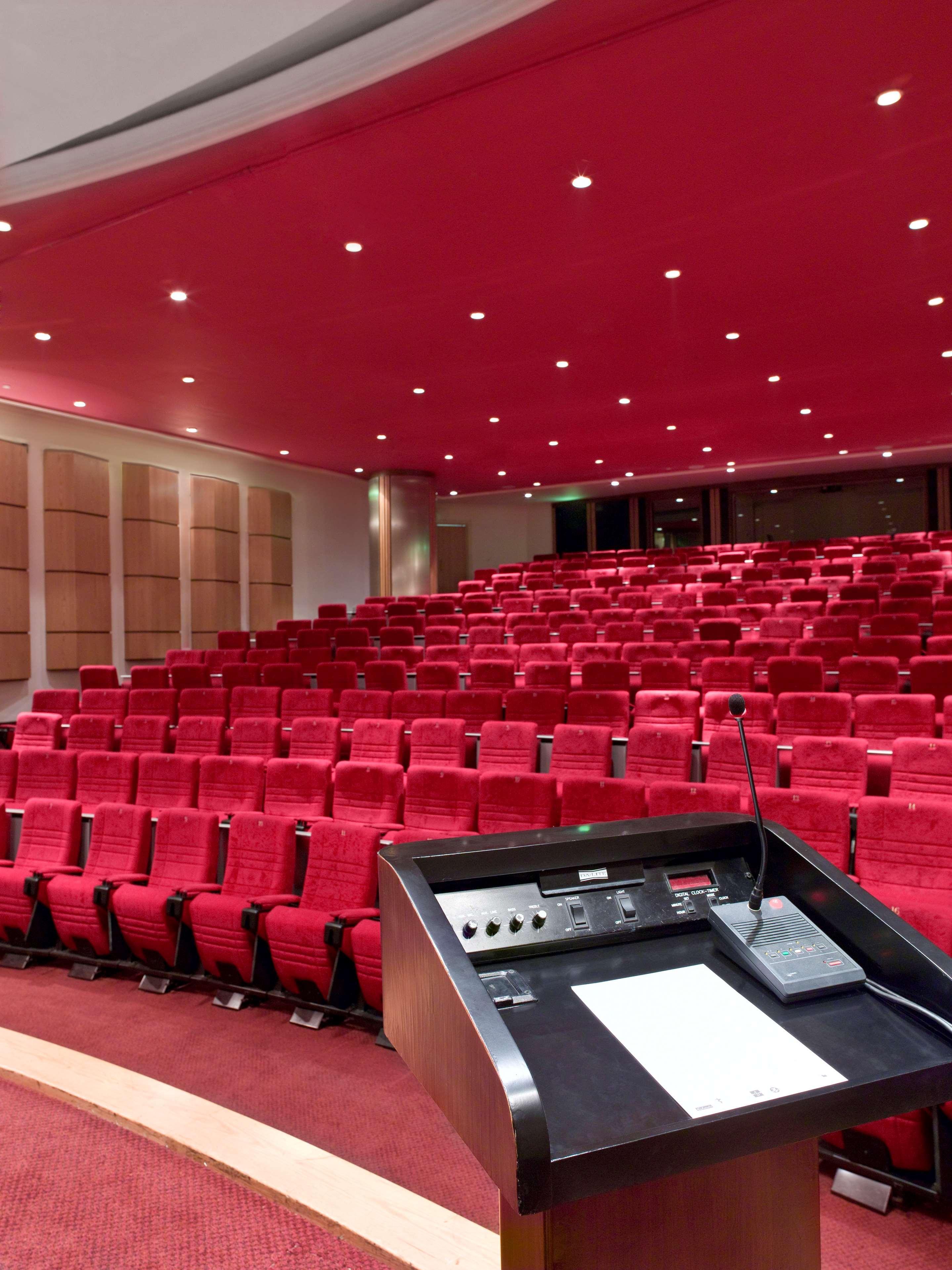 Grand Hyatt Amman Hotel Екстериор снимка The main auditorium