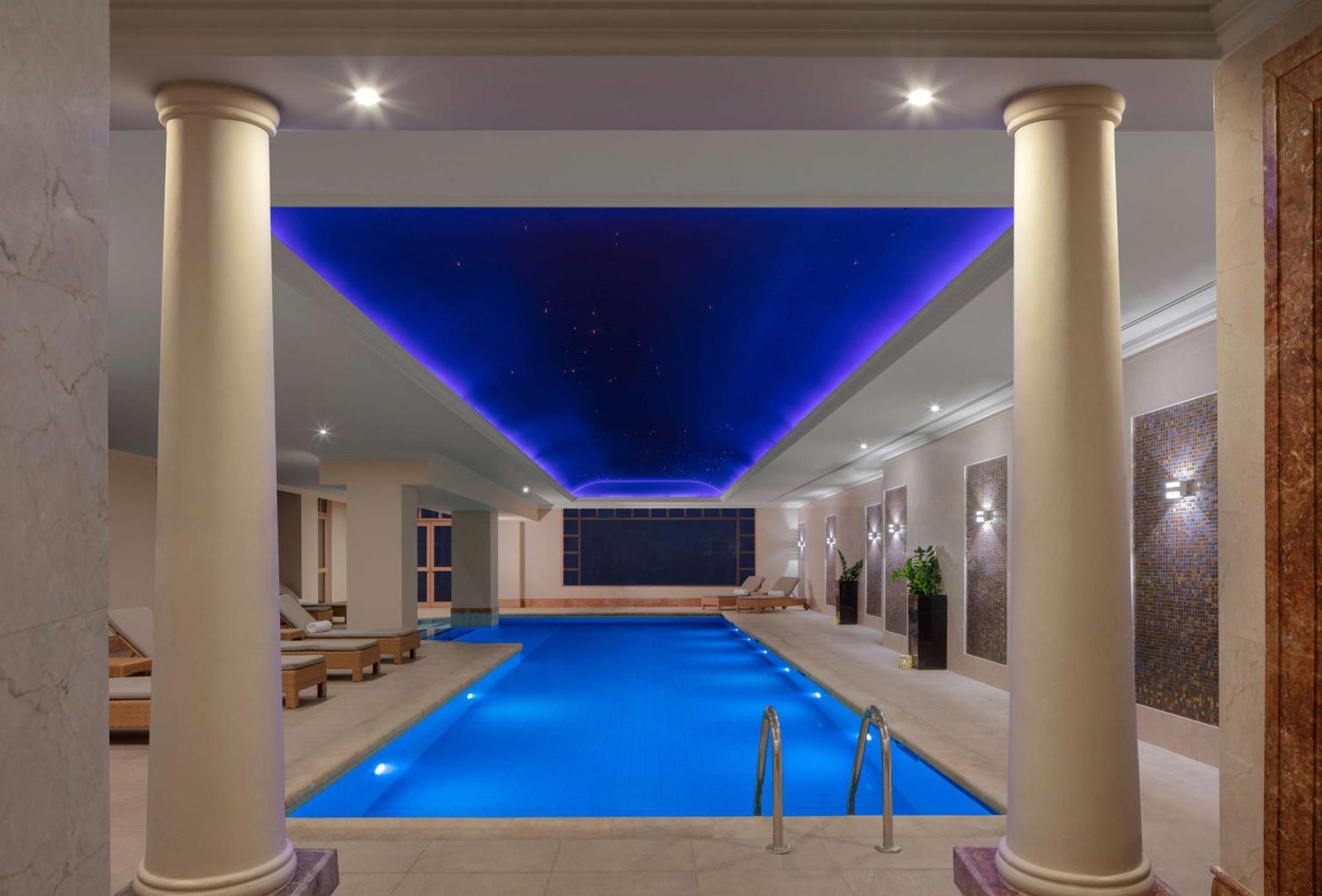 Grand Hyatt Amman Hotel Екстериор снимка The swimming pool at the hotel