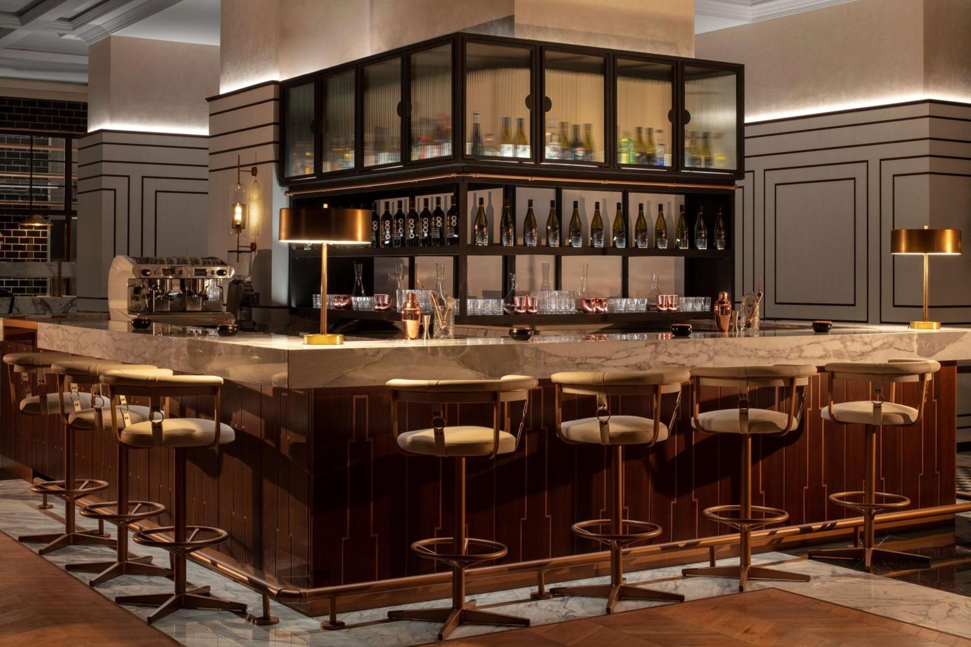 Grand Hyatt Amman Hotel Екстериор снимка The bar at the Concourse